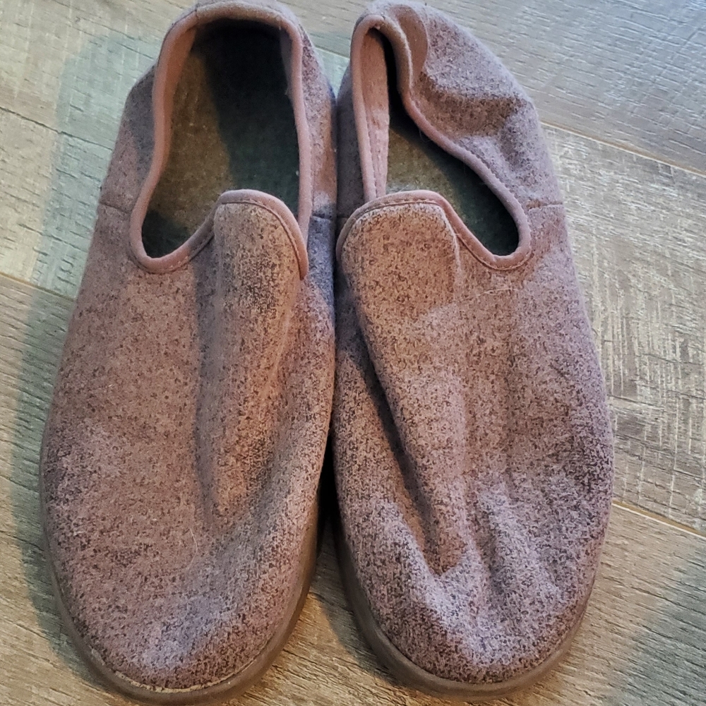 Allbirds men's size 9 purple wool slides